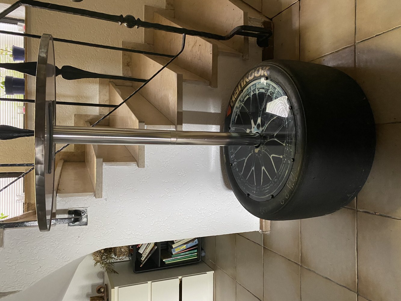 2er Set Racing-Desing Barhocker und Bistrotisch 