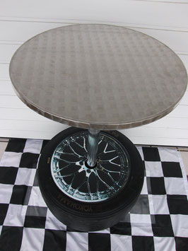 Racing Slick Bistrotisch aus Alu aus der DTM, GT 3, Porsche Cup, Formel...