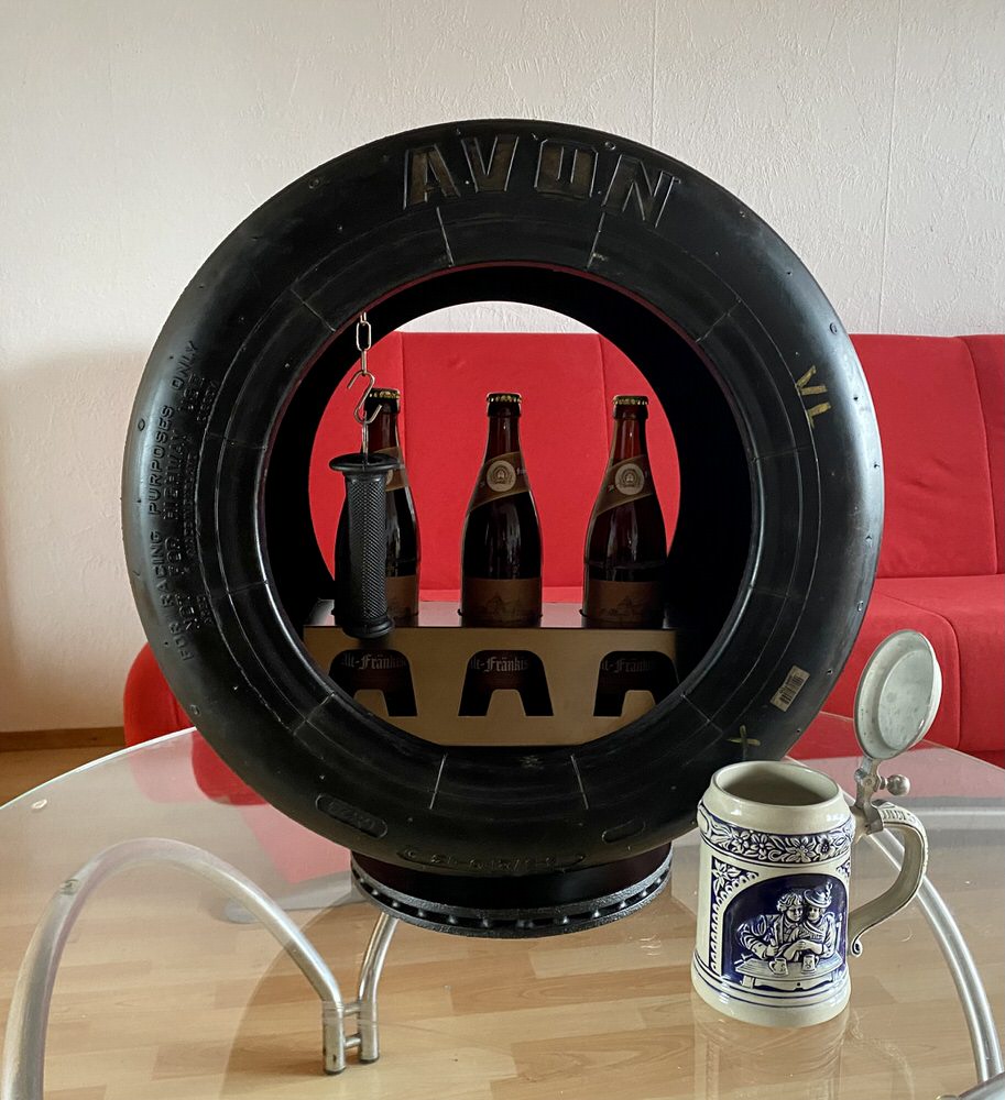 Rennreifen/Slick Getränkeständer, Slickbar, Motorsport Geschenk, 
