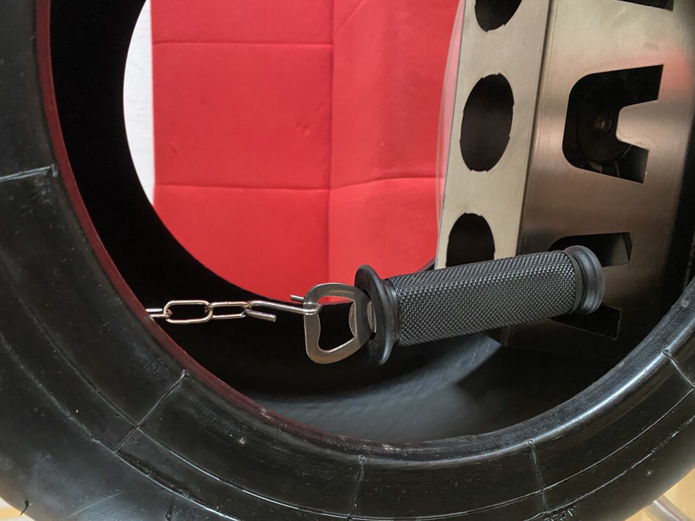 Rennreifen/Slick Getränkeständer, Slickbar, Motorsport Geschenk, 